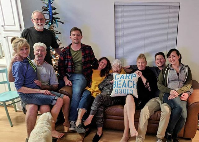 Family superbowl party with the Carp cousins! instagram.com/p/B8F4xUmh8aD6…