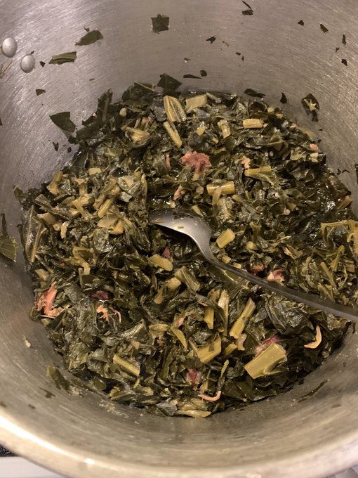 Cooking dinner 😋 https://t.co/ujgcADvFAC<a href="/tag/newprofilepic"class="tags"><span>#newprofilepic</span></a>