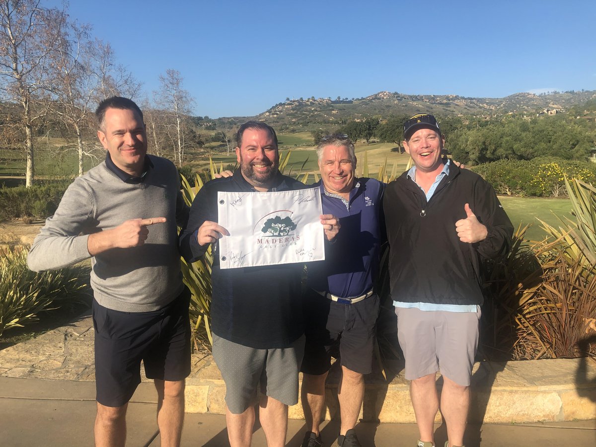 MaderasGolf tweet media