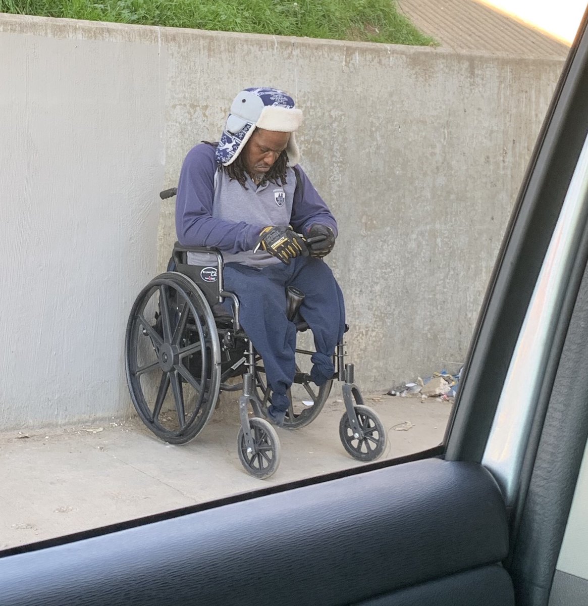 Ybbor1481's tweet image. 130 years after Jacob Riis published his book &quot;How the Other Half Lives&quot; and we still have not learned how to take care of our homeless @JeffreyNWright  #JacobRiisPart2 #FISDlearn #FairfieldISD