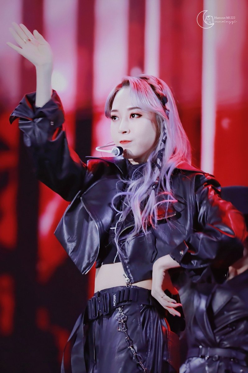 200104 골든디스크어워즈 🐹🐹🐹

#문별 #MOONBYUL #마마무
#MAMAMOO