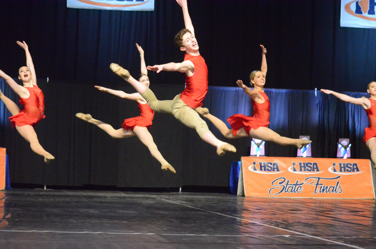 Andrew is giving you something to dance and cheer about!!

tinleyjunction.com/p/sports-high-…

<a href="/JeffVorva/">Jeff Vorva</a> <a href="/vjabolts/">Andrew Athletics</a> <a href="/TBoltCheer/">Andrew Cheerleading</a>  <a href="/tboltpoms/">Andrew Poms</a>