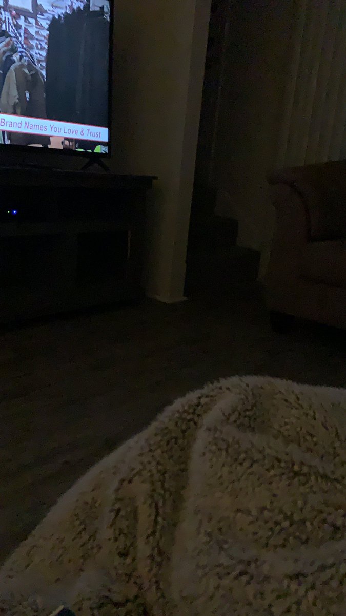 RoxxsFisher's tweet image. Bed time! working with @CrossroadsToday #SunriseCrew... #earlyhours! Night all enjoy the game.