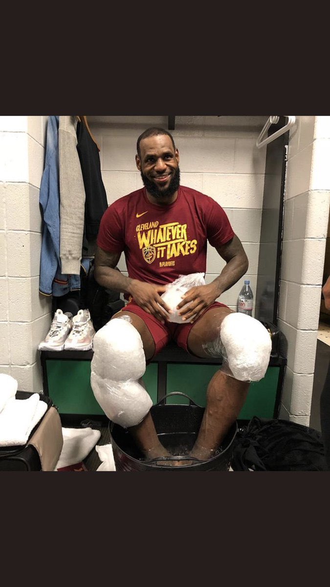 knicks_tape99's tweet photo. Great Halftime show https://t.co/EoJJ75u517