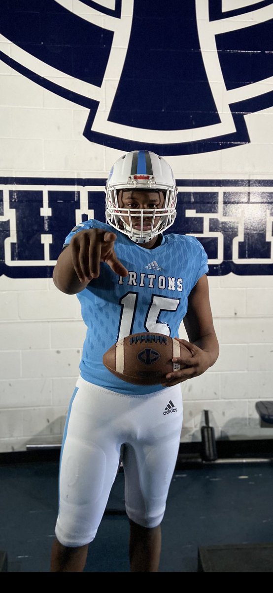 HoodieCari15's tweet photo. Sorry For The Wait👏🏾⌛️I’m Not Done Yet📝
#Committed @EDGYTIM @CurieFb @CurieHS @JDWright64 @DeepDishFB @CoachBigPete @GrazziniPeter @AllenTrieu @CoachH_PR https://t.co/bxbJMYGEKQ