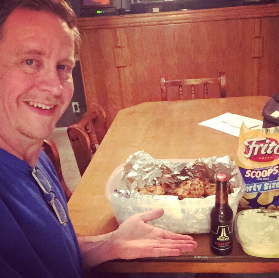 dukekeith's tweet photo. Happy to say I was able to time my #snackprep to take up the entirety of the #PepsiHalftime. #SuperBowl #SuperBowlLIV https://t.co/Ta6sMkpvr5