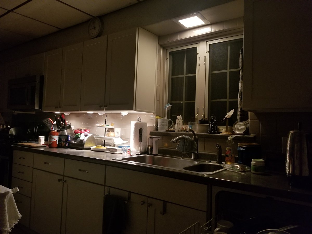 hidingintheburg's tweet photo. No power driving down the alley at 8:43. Manually open the garage door, find the flashlights, etc., then POWER BABY 10 min. later. #firstworldproblemsolved https://t.co/MY4fEpUgjr