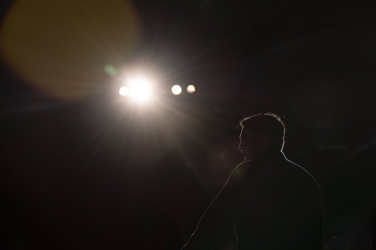 JacobHRichman's tweet photo. It took a lot of self control to not pick four photos from #Disney for #j262b @BethanysStories class on Monday. I settled on two and then went with another favorite photo of mine from a photo essay I did in 2019 and then lastly a photo from #MLWZeroHour in Dallas. https://t.co/e8R8zmgXKU