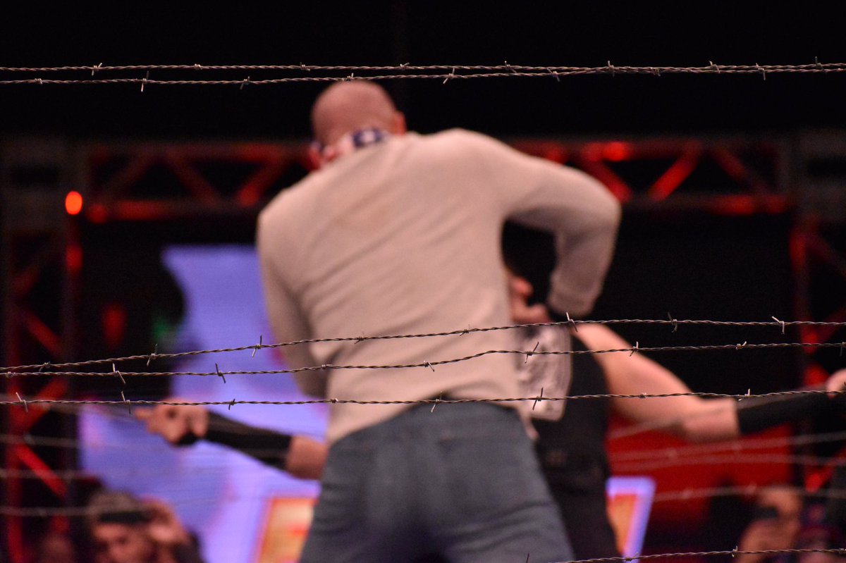 JacobHRichman's tweet photo. It took a lot of self control to not pick four photos from #Disney for #j262b @BethanysStories class on Monday. I settled on two and then went with another favorite photo of mine from a photo essay I did in 2019 and then lastly a photo from #MLWZeroHour in Dallas. https://t.co/e8R8zmgXKU