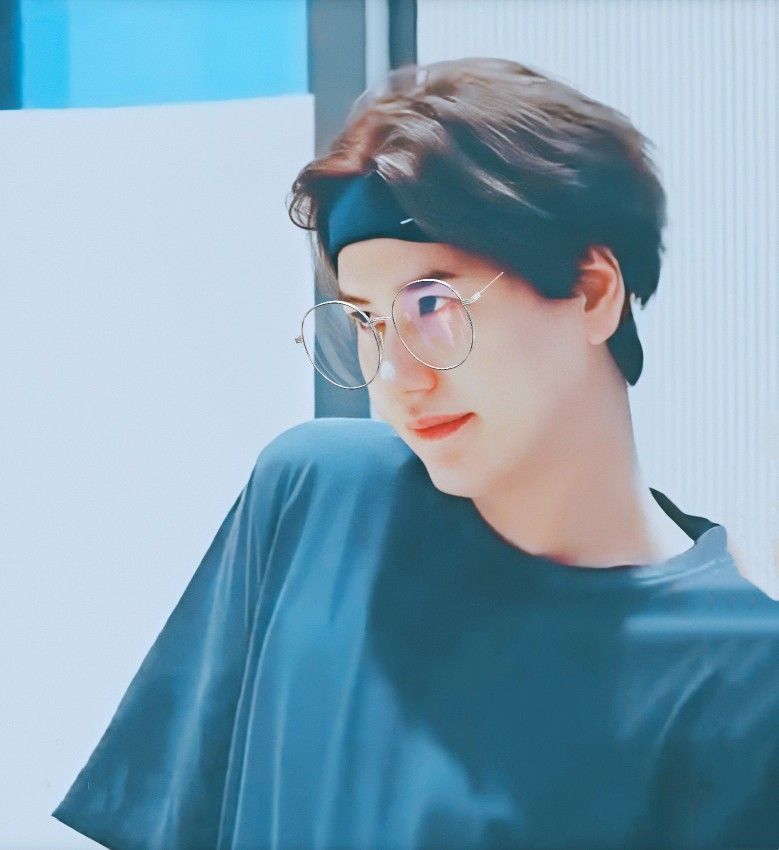 Happy birthday Cho Kyuhyun

Wish you all the best      