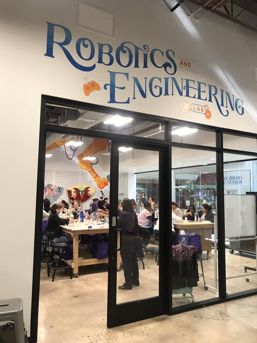 STEMAZingST's tweet image. #MakeSpaceForWomen in #eceSTEM like Michelle Hodges facilitating #STEMAZing workshop funded by @OAS_official for 25 #EarlyChildhood educators who gave up their Saturday to #NoticeAndWonder with us @artsAZ #CatalystArtsAndMakerSpace @ShopTucsonMall! #GirlsAreBrilliant