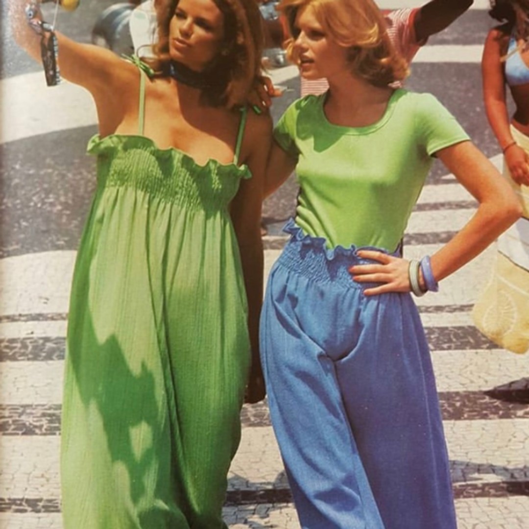 GlobalBabes's tweet photo. While neutrals like beige, black and white are safe and easy to wear, dare to add colour to your looks this season. A pop of pistachio or lime green are fantastic ways to freshen up an outfit.

#globalbabestyletips #globalbabeofficial #weargreen #freshenupyourlook #outfitinspo https://t.co/iACVNG0Pqc
