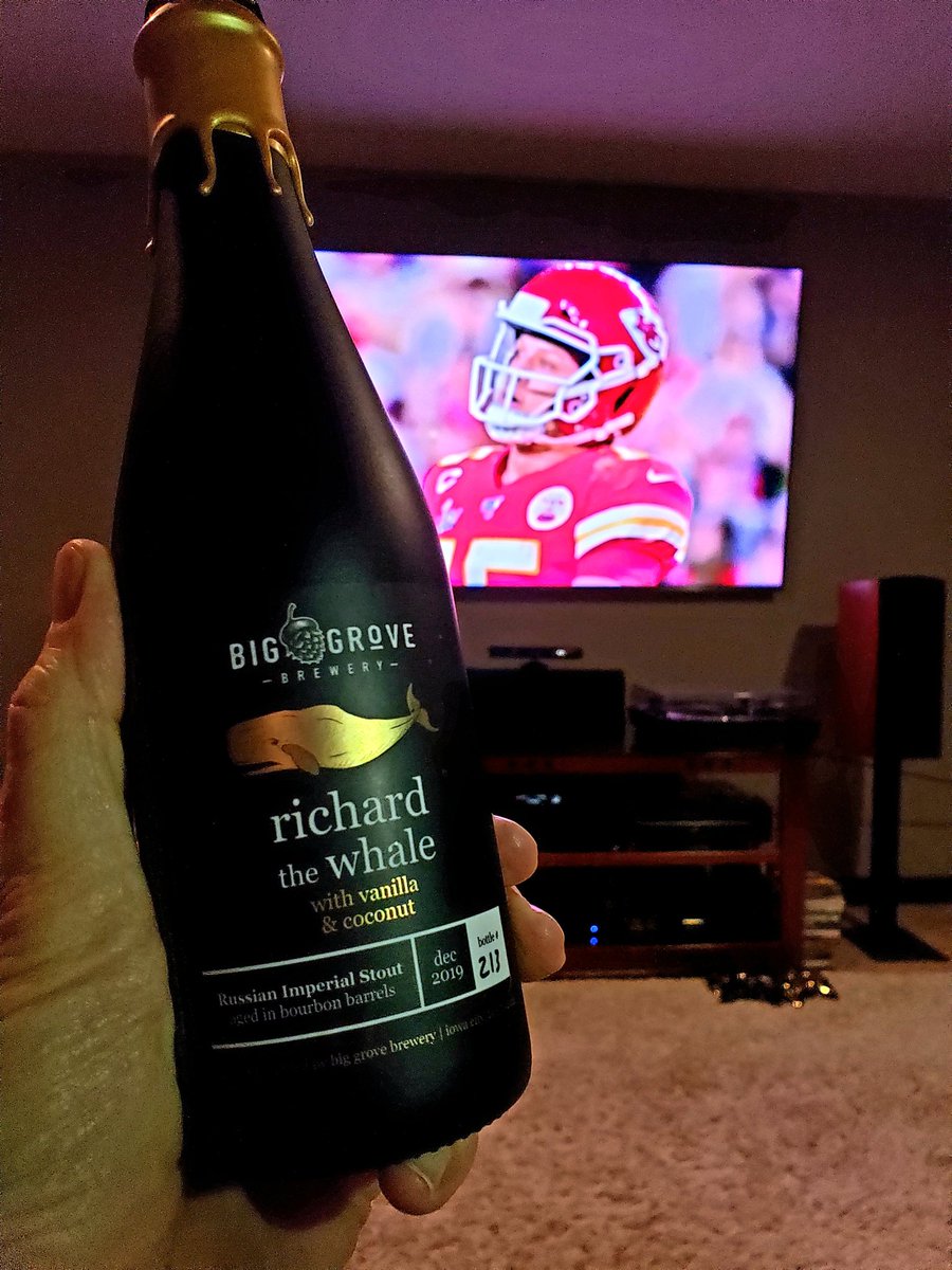 chefmuggs's tweet photo. Hey @iabeerbaron 😎😉@biggrovebrewery @BigGroveChad #SuperBowl deserves a #superbeer https://t.co/f5ZycT3Hen