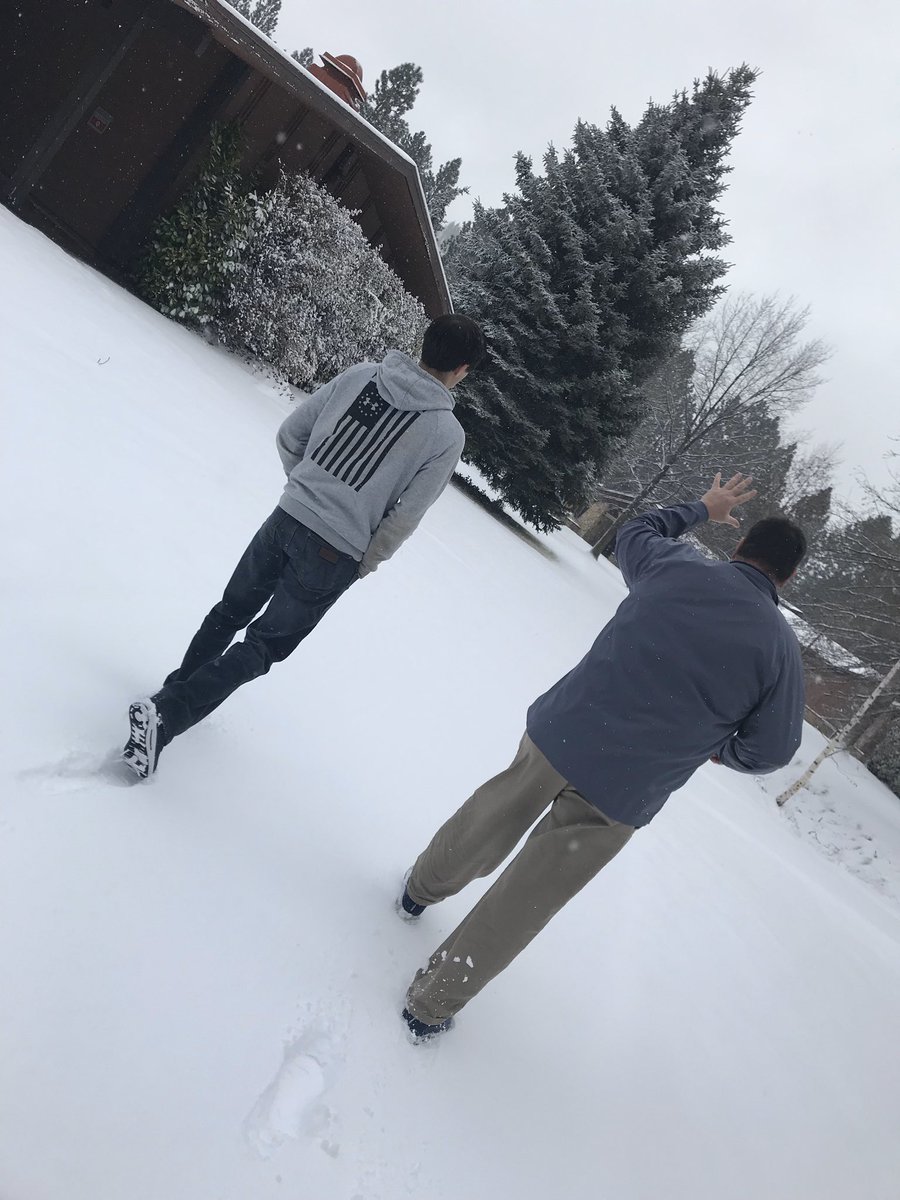 Thank you <a href="/COSFOOTBALL/">SISKIYOUS FOOTBALL</a> for having me down for a visit. I had a great time in the snow with Coach Roche!