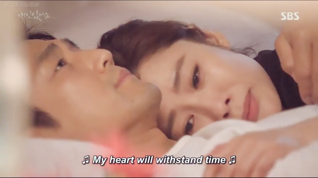 itsme_yllynn's tweet photo. Lumipas man taon at araw parang kelan na nagdaan. 
Mahal kitang talaga at wala ng iba, IKAW at AKO. 
Kahit malayo ka sakin, kahit ika'y magbago. 
Pag.ibig ko di magbabago, ikaw lamang ang IIBIGIN KO....... 
#IHALFebIbig https://t.co/P7KSWoYebb