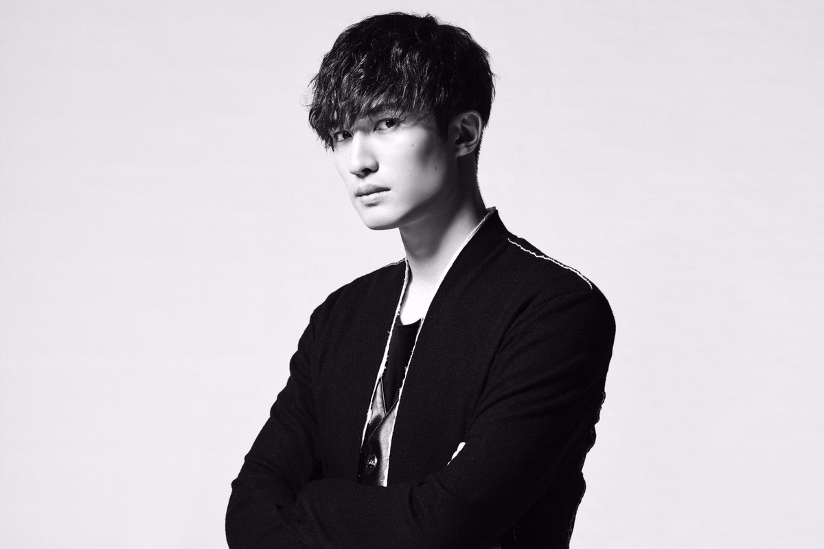 明日9時30分〜は、#WEニュース🌏 2月のマンスリーMCは、SixTONESの