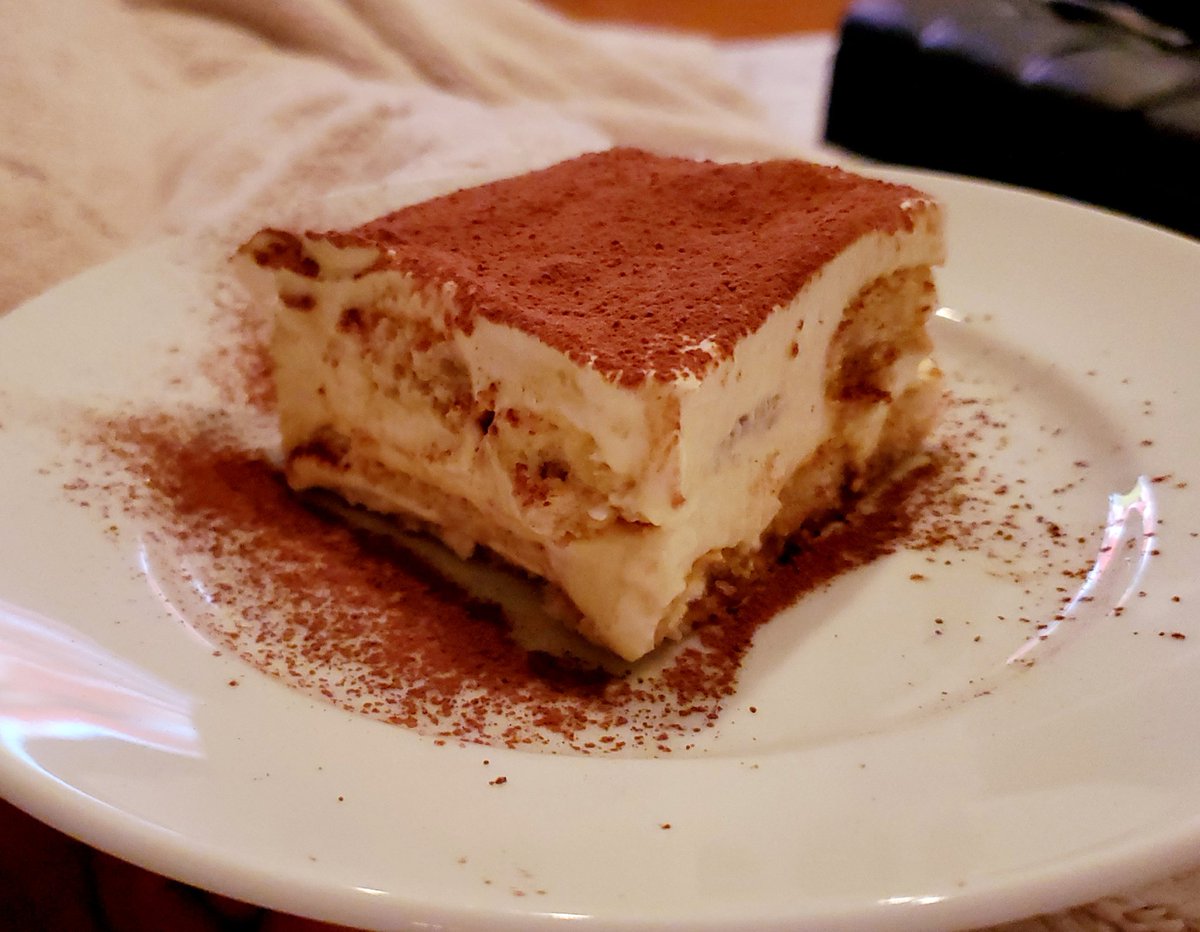 HOMEMADE TIRAMISU OK, I must say one of my favoritespic.twitter.com/8w1glBm...