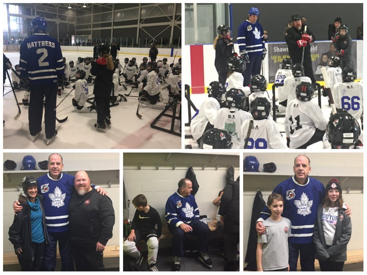brantfordminor's tweet photo. Our @MapleLeafs First Shift players were treated to a visit by Leafs Alumnus Ric Nattress. He joined our kids both in the dressing room and on-ice at @WayneGretzkySC. It was a great surprise to our players, coaches, and families. Thank you Ric. #firstshifthockey #99ersFirstShift https://t.co/PAatJ9emDv