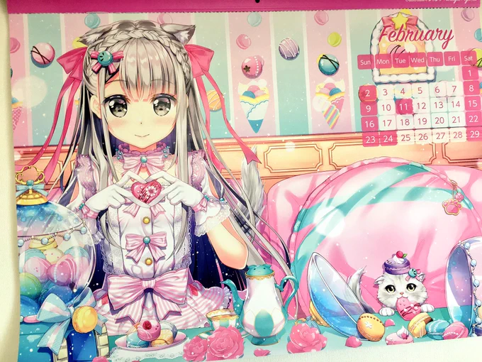 藤真拓哉カレンダー2月のイラストは
「お菓子と猫と女の子」
トリプレッタのマカロンです☆ 