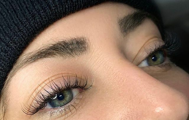 goddessbeautyca's tweet photo. Lashes from Vegas baby π
Be sure to book appointments online with the link in our bio or text/call 925.487.9970 π²
#lashes #lovelashes #lashlove #beauty #vegasbaby #vegaslashes #lashboxla #cleanlashes #lashcare #eyelashboutiquelv #eyelashboutiqueandco⦠https://t.co/Y9qC8cvuGJ https://t.co/FUuQaZ8ZSC