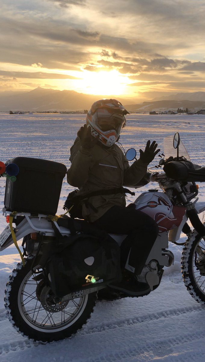 オフロード専門店 ビバーク大阪 年越し宗谷岬ツーリングでセローに使用した 防水サイドバッグ 左右で60ℓ 軽くてしっかりしてます 税別100円 お求めやすい価格です ぜひビバーク 大阪のセローコーナーでご覧ください セロー オフ