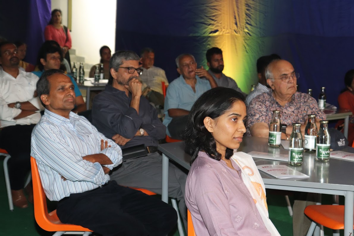 phsnzb's tweet photo. Prof. U.B. Desai @ubdesai, Director, IIT Hyderabad visited our school on the sidelines of Sangath'19. He appreciated the green building and the school philosophy. @TiEnizamabad @IITHyderabad

#phsnzb #Sangath2019 #TiENizamabad https://t.co/cbyX4OtdYi