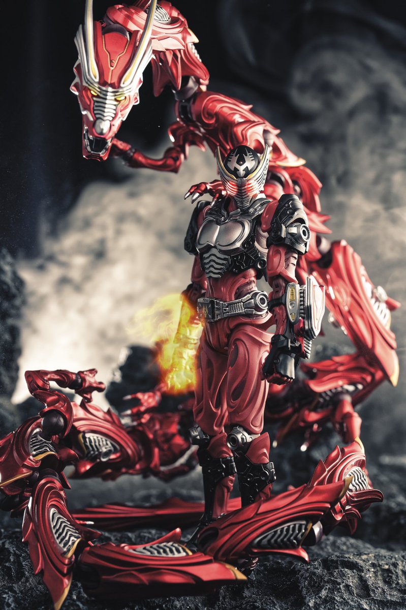 S.I.C. 仮面ライダー龍騎 「仮面ライダー龍騎」 仮面ライダー龍騎 sic Amazon.co.jp: TAMASHII NATIONS S.I.C. 仮面