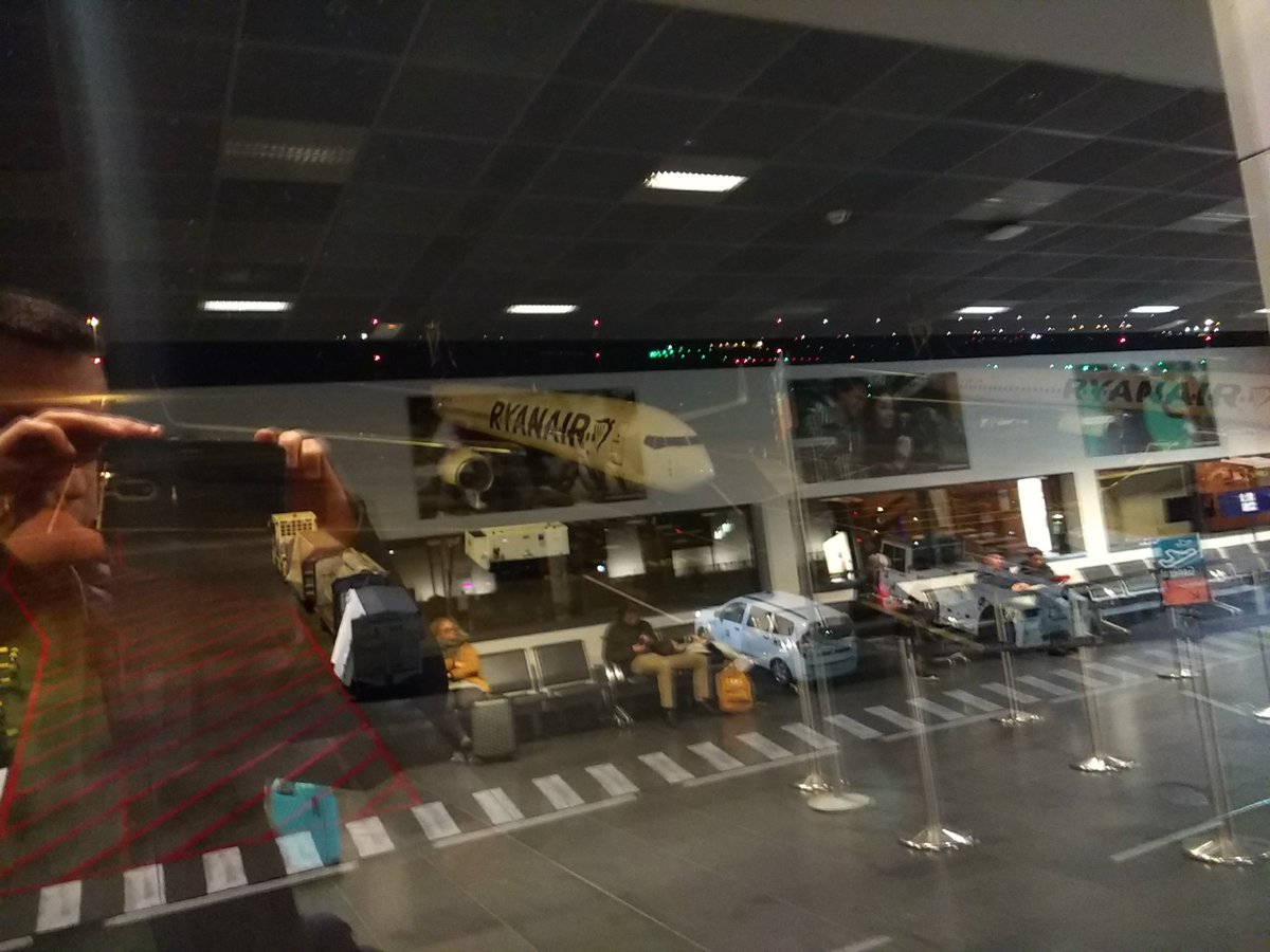 Plane spotting at CRL #FOSDEM