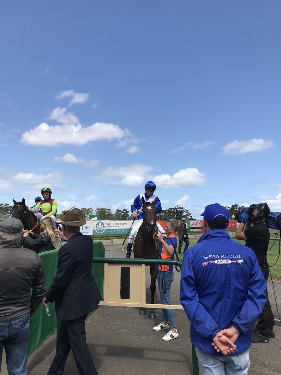 1000giggles's tweet photo. Race 4 winner #Oh Please Dianna  #Sherriffs Cranetrucks 3yo Fillies Maiden Plate @spendthriftpark @Spendthrift_au @Country_Racing ⁦@RacingInsider⁩ https://t.co/dXq7cdaRKu