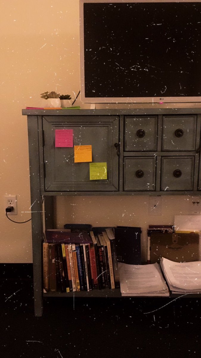 SofiaRamyar's tweet photo. ♡ The books purified our intellect......
••I see books and I see a good day ahead🎋
ـــــــ Books are the place, I call it 🌁home!
#passionatephotography #backtostudentlife #bookshelf https://t.co/NKnxt2VZWA