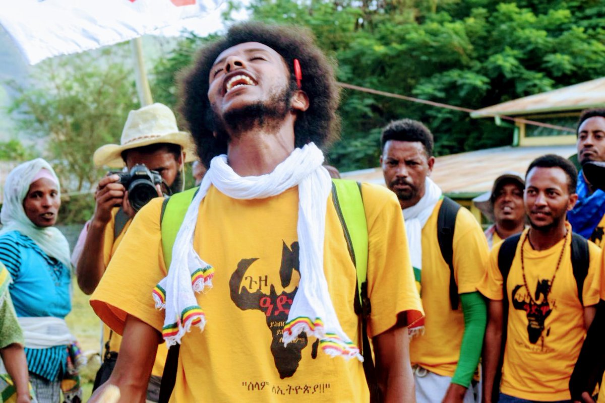 YaredShumete's tweet photo. ከድካም የማገገም ጥበብ
(ጉዞ ዓድዋ 7)

በድካም የዛለ ገላ ኢ.ት.ዮ.ጵ.ያ. የሚል ሰውነት ነዛሪ ቃል በፎካሪ አንደበት ሲሰማ እንዲህ ይነቃል።

#ሰላም_ለኢትዮጵያ!
#ጉዞ_ዓድዋ_7
#ይከበር_ይዘከር_ለዘላለም https://t.co/uvRIwKxepv