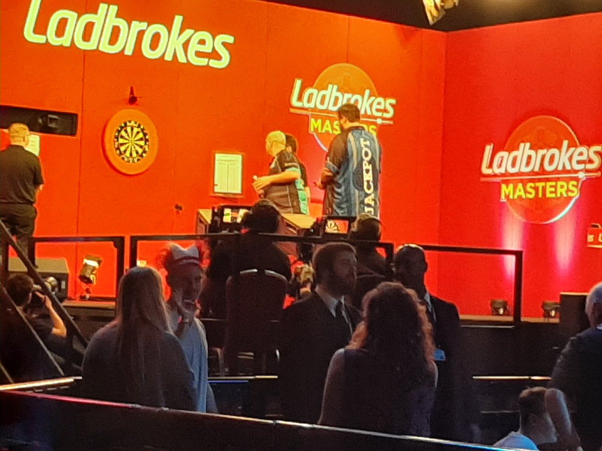 Let's Play Daarts...at the opening night of the 2020 PDC Masters with Joel <a href="/mpsworkwearcouk/">MPS Workwear</a> <a href="/Gezzyprice/">Gerwyn Price</a> #dartsmasters <a href="/TuffStuff_UK/">TUFFSTUFF WORKWEAR</a> #PlayHardWorkHard #Tuffstuff #workwear