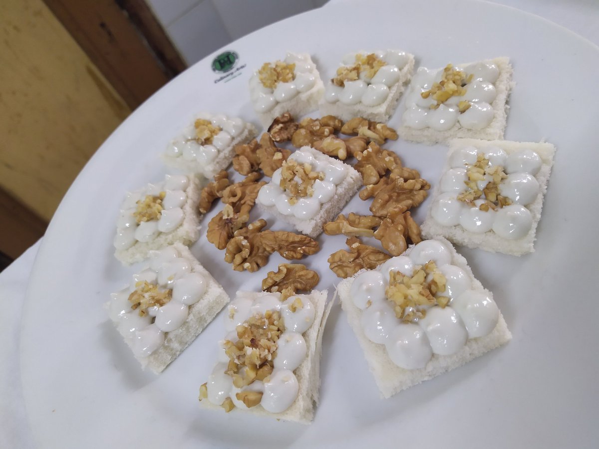 M_TRUCUTRU's tweet photo. #PintoFotografia #yosoyfotografo #Fotogaleria #photoshop #pursuitofportraits #portraitphotography #shooting #live #happy #htei #comida #food #chef #international @institutohtei #canapés https://t.co/tT7nLaIcAB