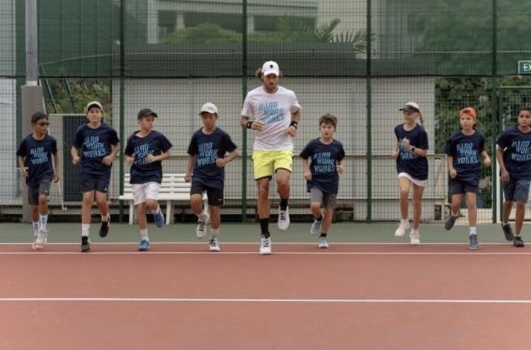 feliaddicts's tweet photo. *NEW* Feli at the launch of Sported Tennis Academy 🎾💚
📸 Cr: @/sportedtennisacademy [Instagram]
#felicianolopez #sportedtennisacademy https://t.co/Ps2NTTWFxG