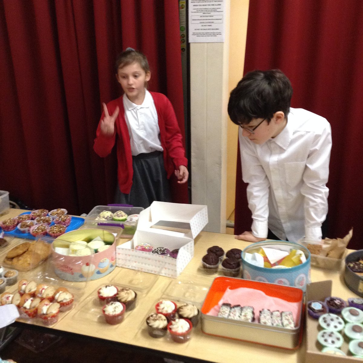 On Friday our school council organised a cake sale to raise money to help the animals that have been displaced or injured in the recent Australian bush fires. The event was a huge success and raised an amazing £309! Thanks to the generosity of all our parents and friends.