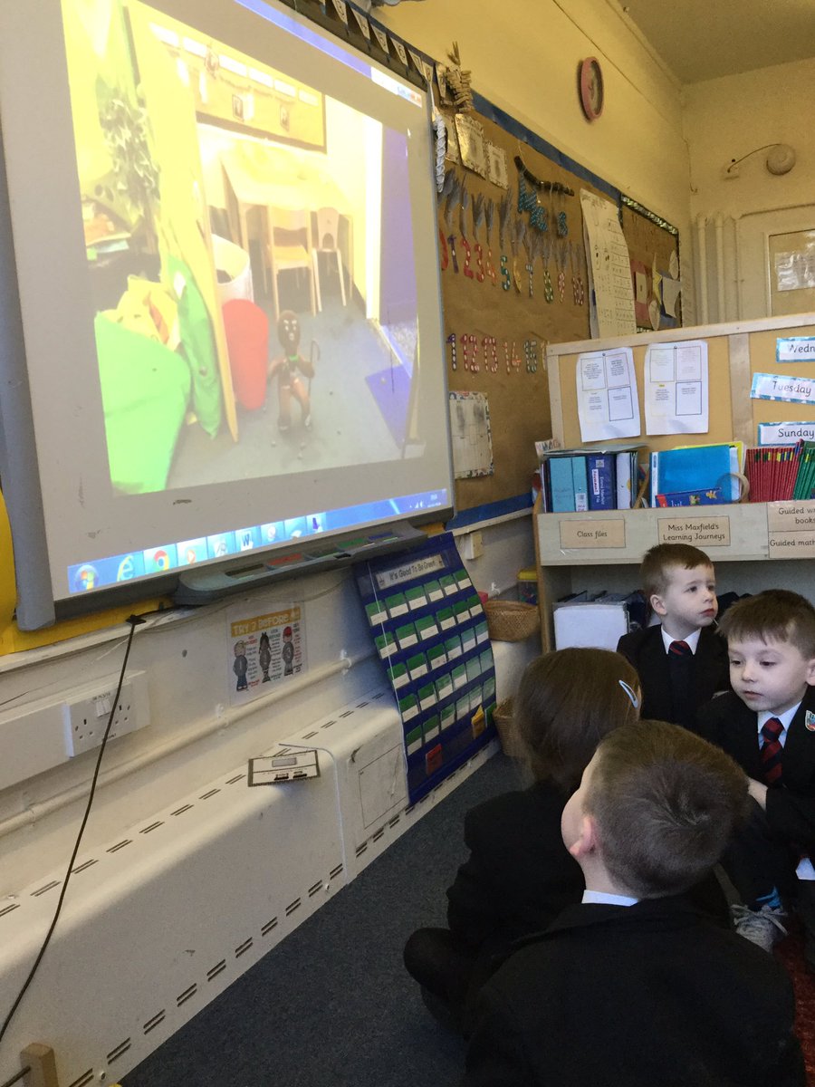 MissMaxfieldREM's tweet photo. Something strange has happened in our classroom “There’s evidence!” “Where is he?” “Lets be detectives.” @nsprimary https://t.co/28kkPYms18