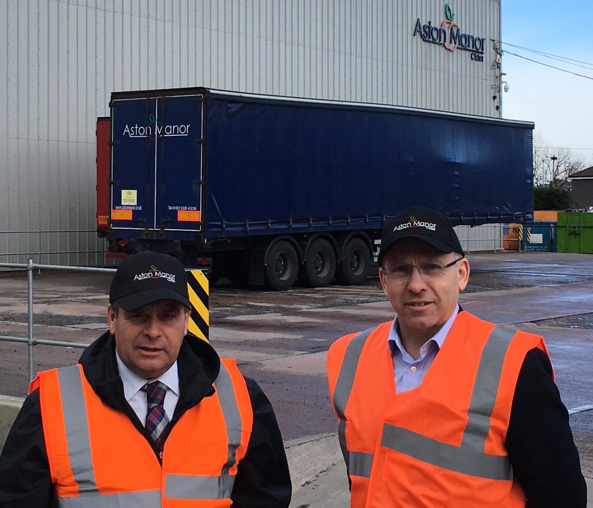 astonmanorcider's tweet image. Congratulations to @neil_parish on being re-elected as Chair of the #EFRA Select Committee. 
This picture is from a visit in early 2018.
Neil you have an open invitation to see our continued progress on becoming a more sustainable business and good neighbour.