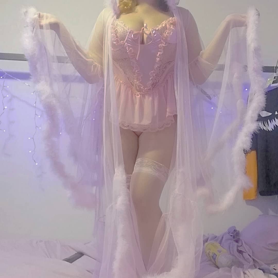 Tiababyy1's tweet photo. I'm a princess

#onlyfans #sugarbaby #sugardaddy #premiumsnapchat #cashpig #BDSM #findom #ddlg #cosplay https://t.co/vMfl5OJLVw