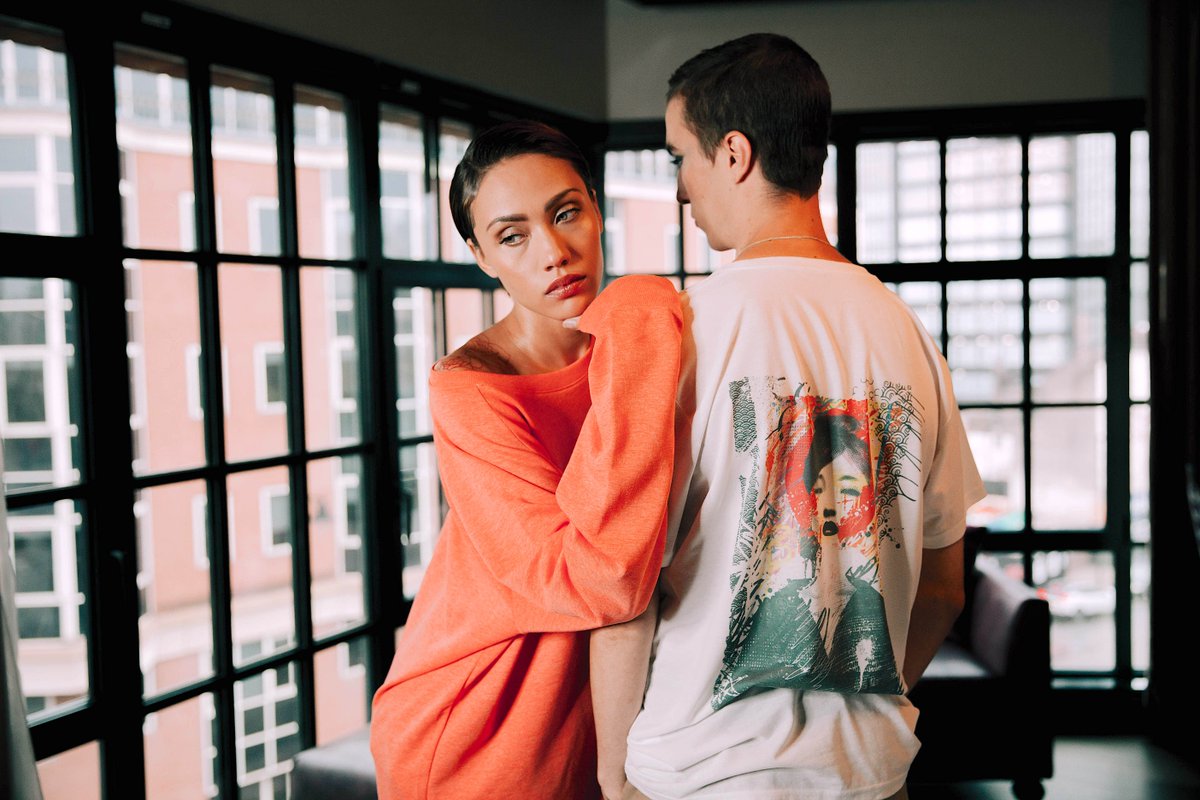 skullyandwolf's tweet photo. Our Pan-Angel designed by hand using seven spot colours, a fashion statement representing true love and protection.

https://t.co/f0rHpRzyIj

#unisexclothing👫 #unisexclothingonline #unisexclothingbrand https://t.co/ejOtuGQre4
