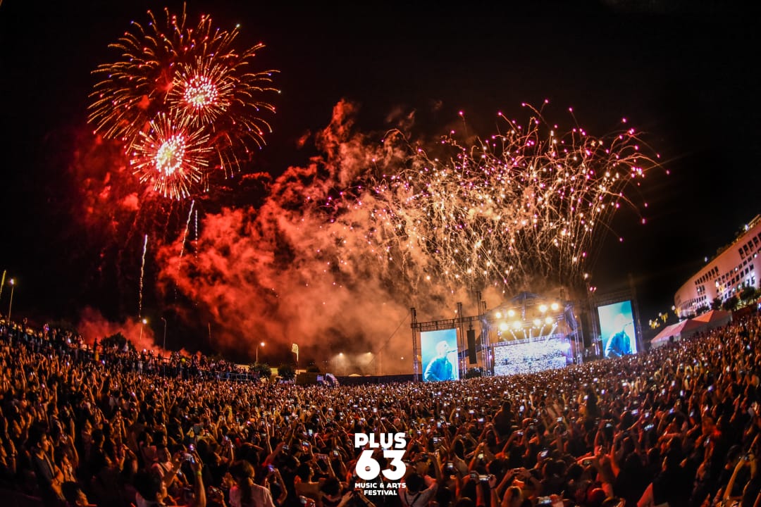 PLUS63Festival's tweet photo. Cebu, you are beautiful and last night was a blast!🎇

Thank you for coming to #Plus63Festival! See you next year! 🤩

📷: @art_oca https://t.co/2xj9BYKXDb
