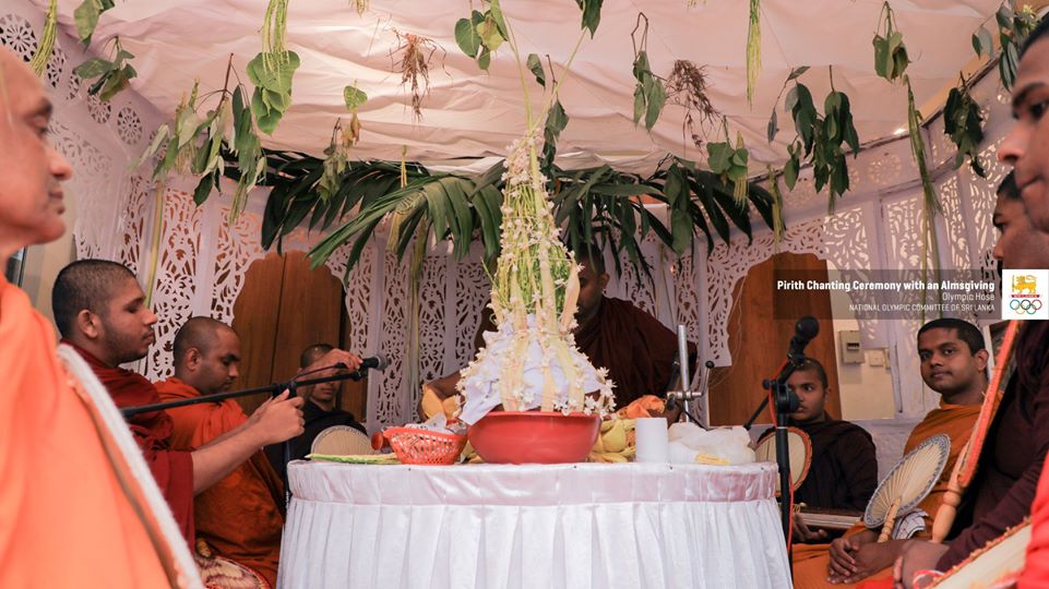 OlympicLK's tweet image. @OlympicLK  celebrates its annual religious event of Pirith Chanting Ceremony held in the Olympic House. Athletes, National Federations, stakeholders, and well-wishers were part of the blessing ceremony.

#NOCSL #Pirith #Chanting #AlmsGiving #ReligiousFucntion #OdeTemple