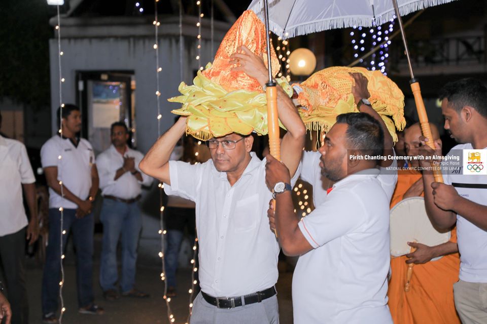 OlympicLK's tweet image. @OlympicLK  celebrates its annual religious event of Pirith Chanting Ceremony held in the Olympic House. Athletes, National Federations, stakeholders, and well-wishers were part of the blessing ceremony.

#NOCSL #Pirith #Chanting #AlmsGiving #ReligiousFucntion #OdeTemple