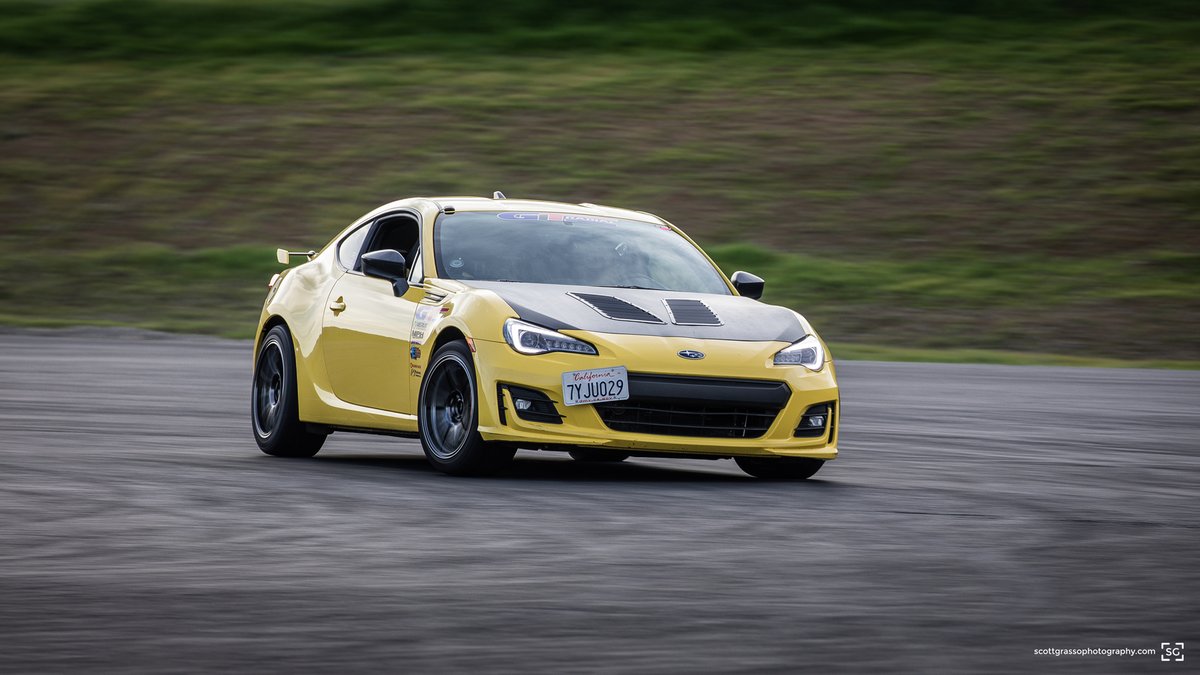 pwolfamv's tweet photo. Taking pictures of the slidies this weekend.
#subaru #toytoa #brz #gt86 https://t.co/hwIc1wRFIR