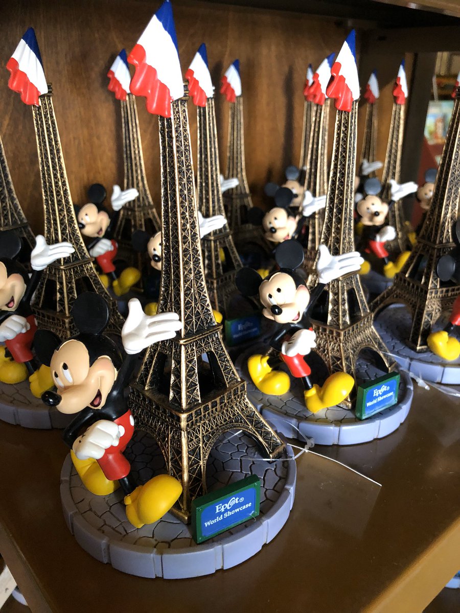 mickeynet023's tweet photo. エッフェル塔 + キャラクターの置物。ミッキー&ミニーは観光気分で、スティッチとチップ&デールはよじ登っちゃってます。
#MNWDW #WDW2019SEP #Epcotshopping https://t.co/c2OQ0HBC5T