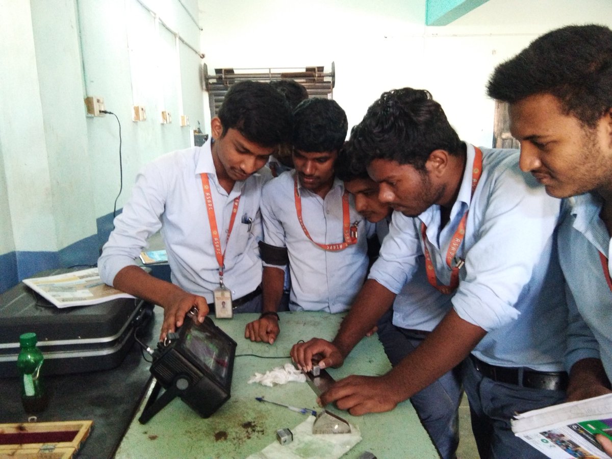 AcademyMathira's tweet photo. Our Arulmigu Senthilandavar Polytechnic college Mechanical Dept #NDT students completed the Ultrasonic testing .

MATHIRA TRAINING CENTRE, (NDT/ROBOTICS/CNC/CAD/CAM)
Main Road, Near Railway Gate,
Pavoorchatram, Tenkasi - 627 808.
Cell: 8778226046
#mathiraacademy #CNC #ROBOTICS https://t.co/xeKVgWpGMY