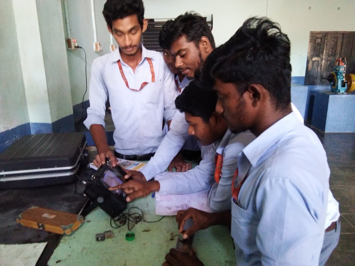 AcademyMathira's tweet photo. Our Arulmigu Senthilandavar Polytechnic college Mechanical Dept #NDT students completed the Ultrasonic testing .

MATHIRA TRAINING CENTRE, (NDT/ROBOTICS/CNC/CAD/CAM)
Main Road, Near Railway Gate,
Pavoorchatram, Tenkasi - 627 808.
Cell: 8778226046
#mathiraacademy #CNC #ROBOTICS https://t.co/xeKVgWpGMY