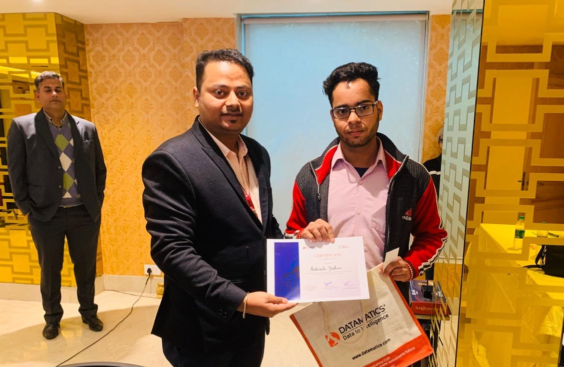Datamatics's tweet image. Datamatics is extending its training program, conducted #TruBot hands-on training for its partners in Delhi.

#Datamatics #leadership #training #partners #trainingprogram #certification #skills