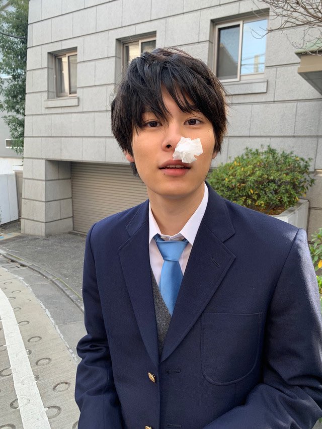本日深夜1時20分からは… #全力坂💨

🏃‍♀️🏃🏃‍♂️

#ニビハコ 出演者が激走します🤍

利久さんは、張り切りすぎて鼻血🩸出してました。

いよいよ #鈍色の箱の中で も、
今週からスタートですね👍
お楽しみに〜✨

#久保田紗友 <a href="/sayu_kubota/">久保田 紗友</a> 
#萩原利久
#神尾楓珠 <a href="/kamio_fuju/">神尾楓珠</a>