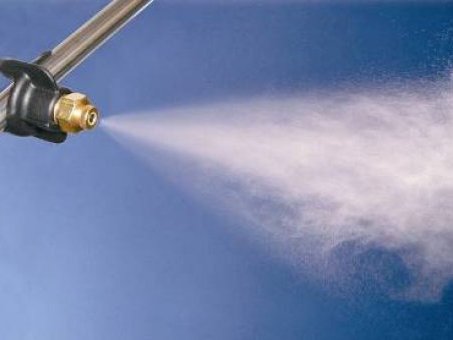 tvoidommsk's tweet image. С помощью пенополиуретана можно качественно утеплить крышу, стены дома или бани, хозяйственную постройку. Он хорошо защищает строительные конструкции от влаги, а также промерзания.

Больше информации на нашем сайте!💻

#строительстводома  #домизбруса
 #реконструкциядома