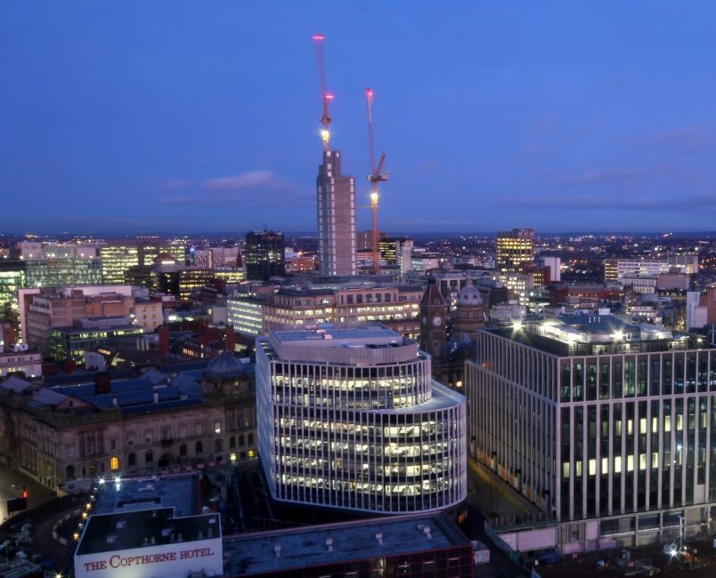 ParadiseBham's tweet photo. It’s been one month since @PWC_Midlands moved into One Chamberlain Square! Take a look at #DestinationMidlands to see how they have been settling in.
#newParadiselife https://t.co/ihVddCWGBQ